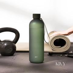 KIVY 1,5 l vijolična steklenica za pijačo